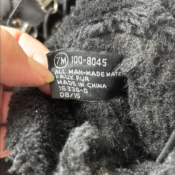 Totes Black Winter and Rain Quilted Boots Durable and Stylish. - Picture 7 of 7